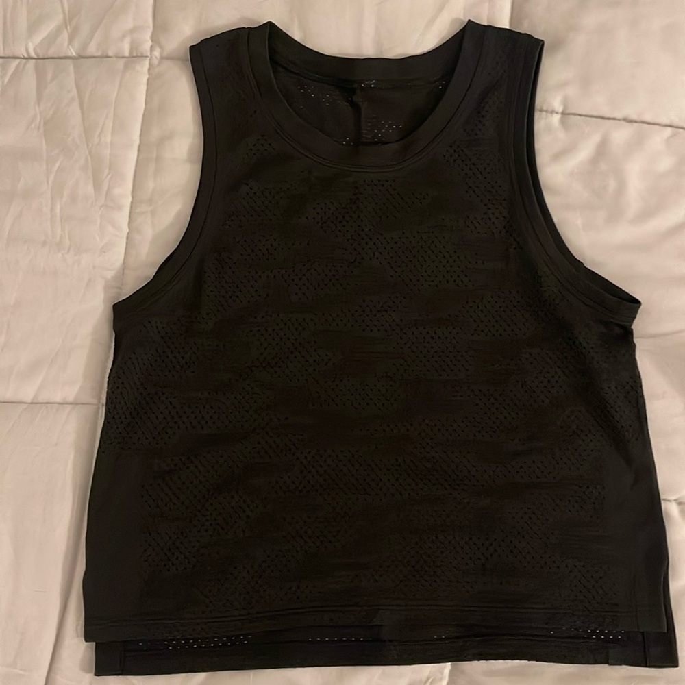 Lululemon Train To Be tank